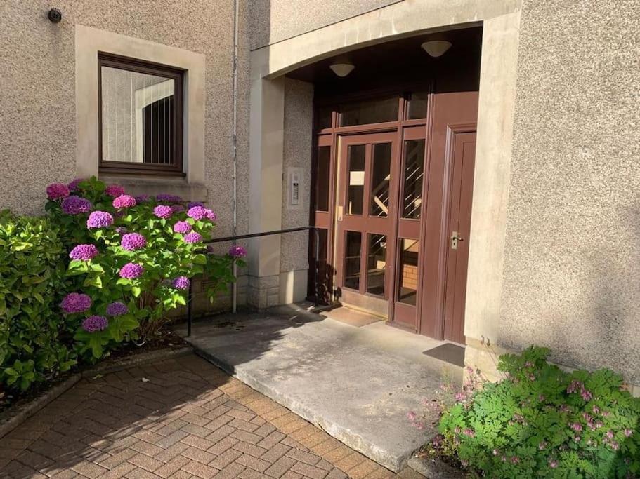 Teith Court Apartment With Private Parking. Στέρλινγκ Εξωτερικό φωτογραφία